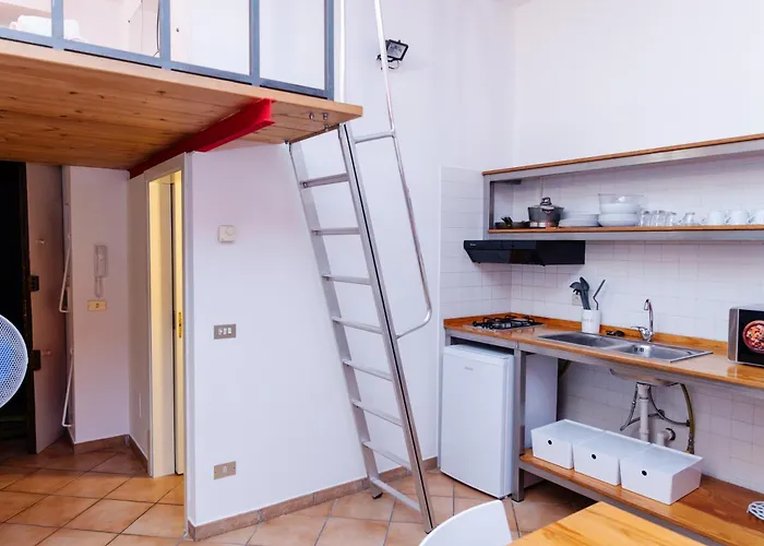 Artstay Apt Porta Romana Parking 3Th Floor No Lift